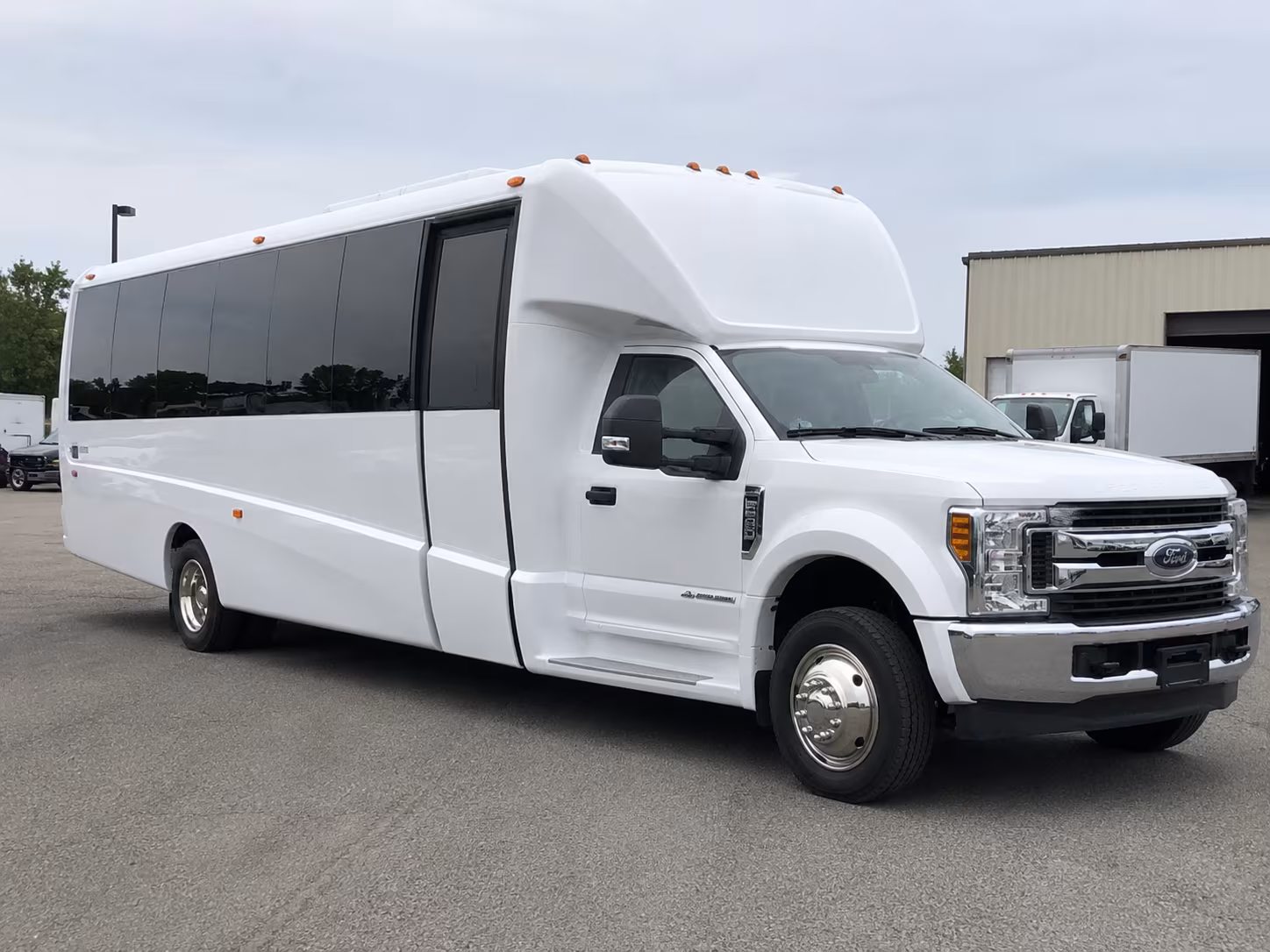 minibuses charter buses for greensboro children s museum field trips